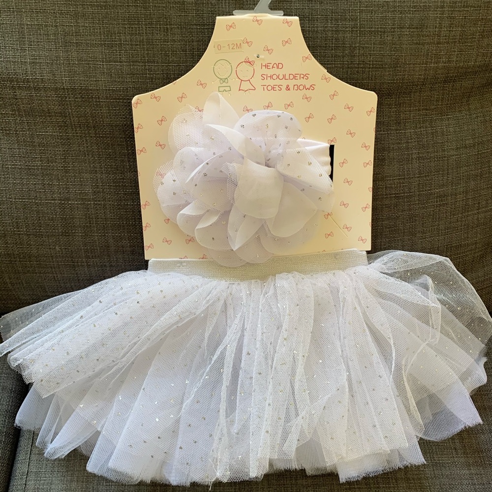 Silver and white glitter tutu and bow